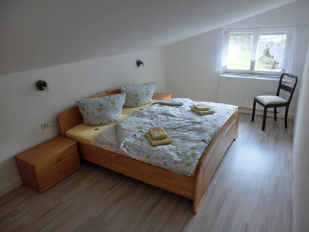 Schlafzimmer 2